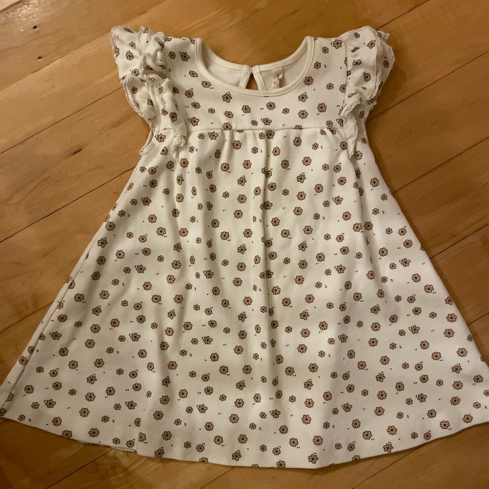 Quincy Mae 2T daisy dress